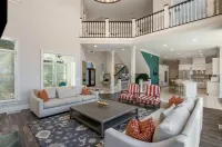 Sunrise Villa - 7000 sf: 5 king/1 queen/7 single beds, heated pool, great views