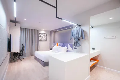 Maybis Hotel Hoteles en Samut Prakan