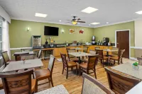 Quality Inn Fayetteville Near Historic Downtown Square Hotels in Fayette County