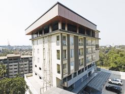 Hotel Radiant Star Suites