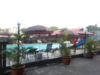 Langgura Baron Resort - Beach