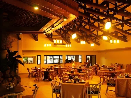 Phela Grande Residences Отели рядом с достопримечательностью «Tropicana Beach Resort»