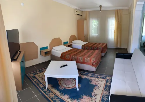 Palm Club Apart Otel Hotel di Bayraklidede Mahallesi