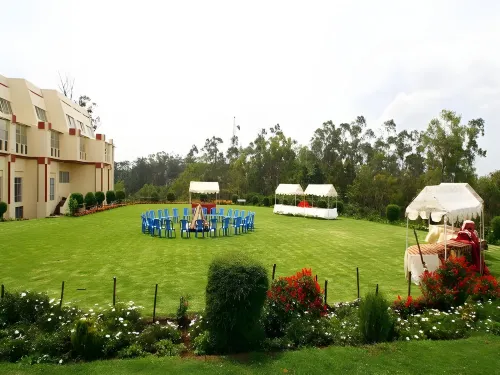 The Monarch Hotel Hotels in Ooty