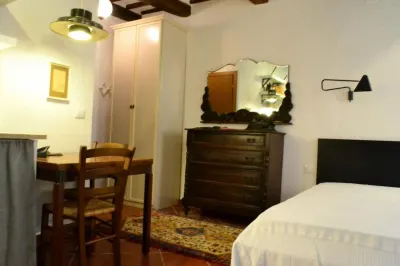 Casa Messi - Casa Messi a Vicolo Della Rivolta 31 Apt 2 Hotels in Farnese