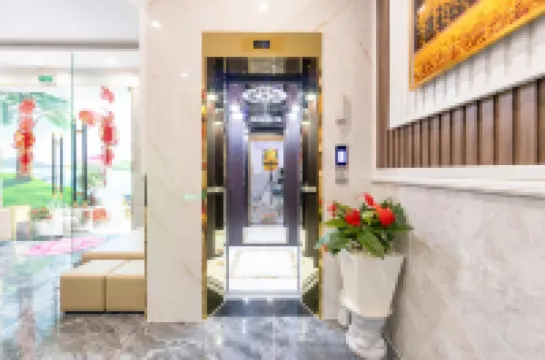 ニャーラン ホテル