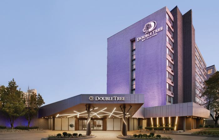DoubleTree by Hilton Hotel Toronto Airport West