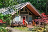 Cozy 2 Bed/2 Bath with sauna, perfect for small families