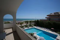 Grand Hotel Don Juan - Pools