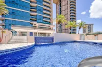 Stunning High-Floor Unit with Spectacular Ocean, Diamond Head, and Waikiki Views - 자쿠지