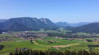 Larch 66 sqm -Chiemgau card- large living/dining area, 2 bathrooms/private terrace