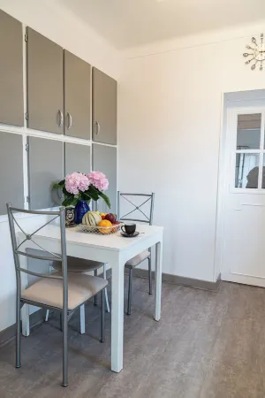 House in the center of Versailles, 5 minutes from the château and freeway