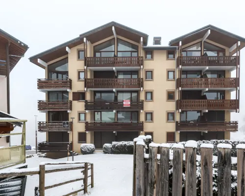 Les Sitelles Hotels in Morillon