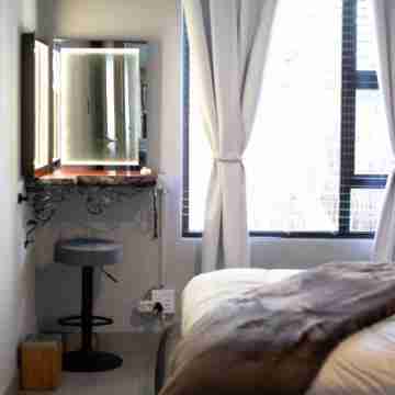 Luxurious Self-Catering Apartment in Benoni with Private Entrance Rooms