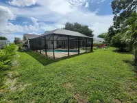 Heated pool, freshly renovated vacation getaway home
