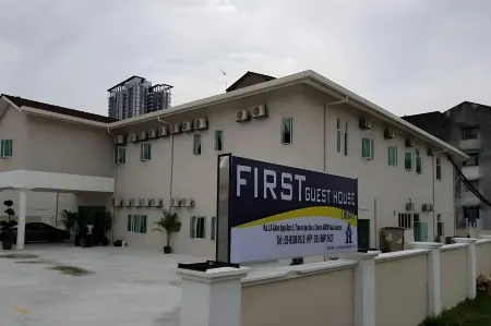 First Guest House Cheras