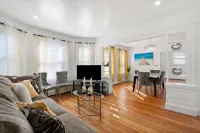 Pleasant and fully furnished 4-bedroom and two bathrooms house in Braintree MA