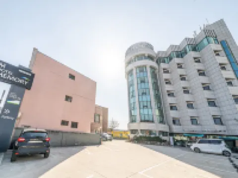 memory hotel Hotels near Sungju Library
