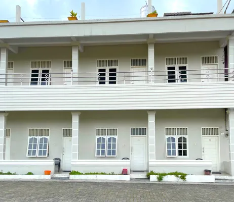 Penginapan Cendrawasih Hotels in Dairi Regency