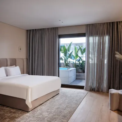Nur Outline Aparthotel Отели рядом с достопримечательностью «Станция метро Monastiraki»