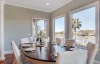 20 Morgan Place Drive by Avantstay Waterfront Home w/ Private Dock