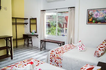 Hotel Zihua Caracol