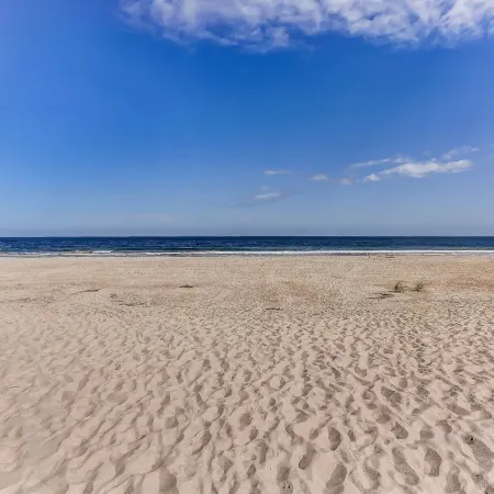 Renovated Seaside Condo with Gorgeous View of the Ocean