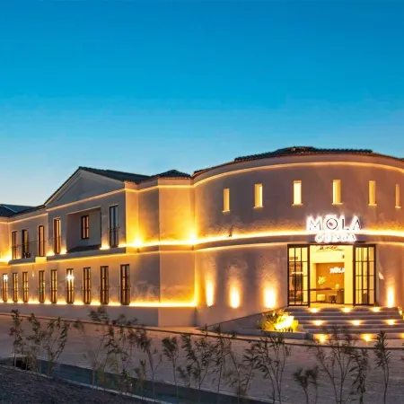 Mola Cunda Hotel