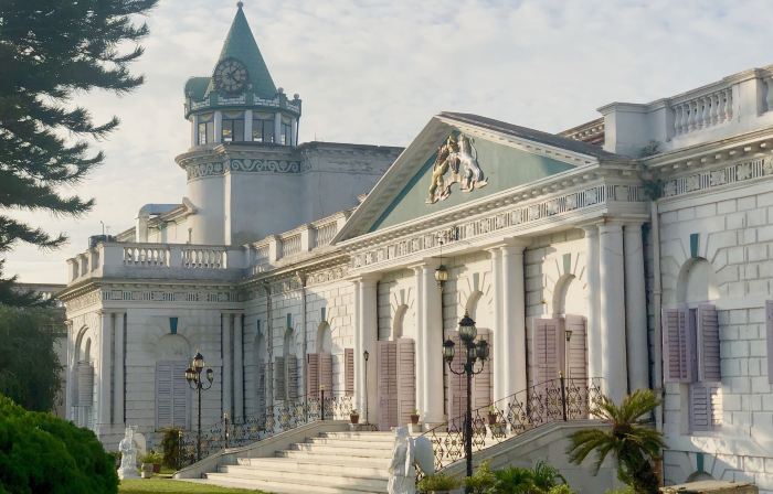 Cossimbazar Palace of the Roys ( Rajbari)