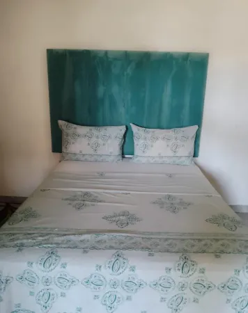 0688429688 Guesthouse in Mafikeng Отели в г. Мафикенг