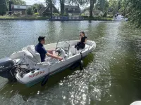 River Guest House with Jacuzzi Fire and Boat Hire Hotels in Egham