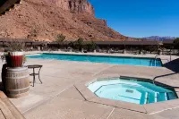 Red Cliffs Lodge Moab - Pools