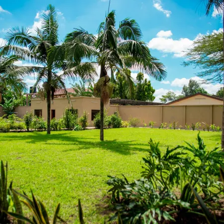 Lush Garden Hotel