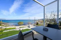 Cubes on the Beach Athens Airport Hotels in Artemida