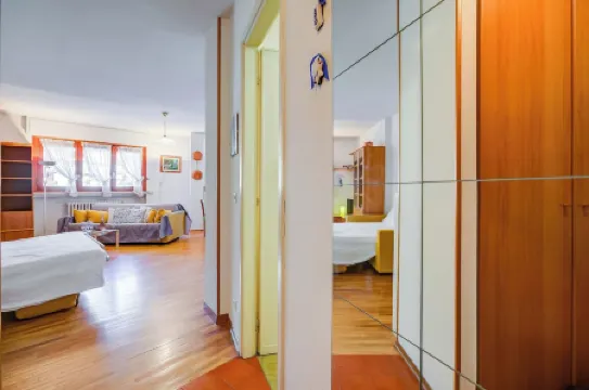 Snow White - Happy Rentals