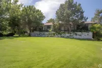 Thunderbird Resort Club