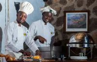 Big Cave Camp Hotels in Matobo