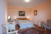 La Corte di Opaka Hotels in 