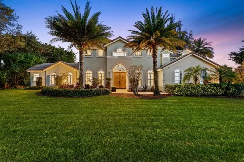 Family Estate Wprivate Pool Basketball Court - Villas