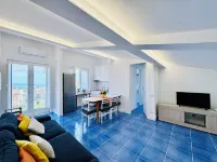 YourHome - La Famiglia Apartment