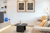 Glyfada Coastside Apartment