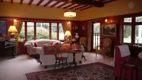 Gunyah Country Estate Hotels in Windwhistle