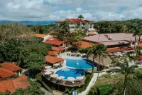 Parador Nature Resort and Spa - Pools
