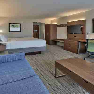 Holiday Inn Express & Suites DENVER NORTHWEST - BROOMFIELD by IHG Rooms