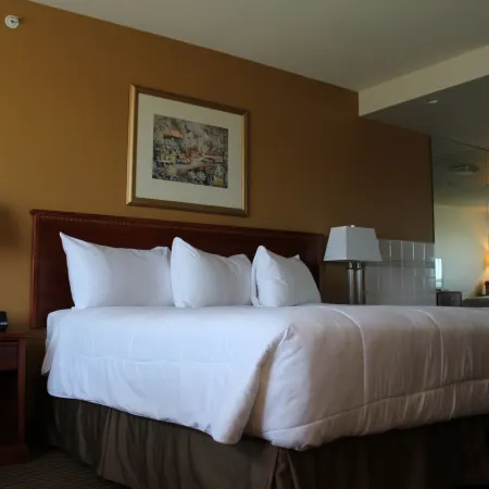 Foxwood Inn and Suites