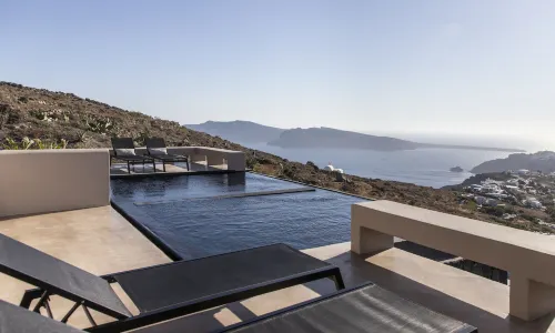 Nimbus Santorini