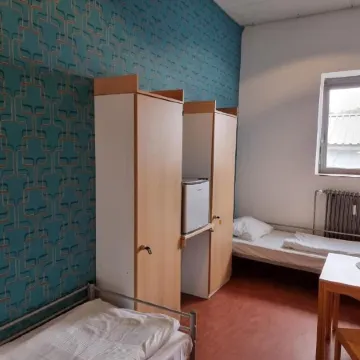 LaOla Living - Hostel