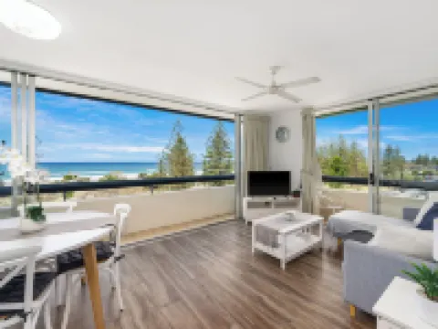 ハイ ホ ビーチ アパートメンツ ブロードビーチのホテル