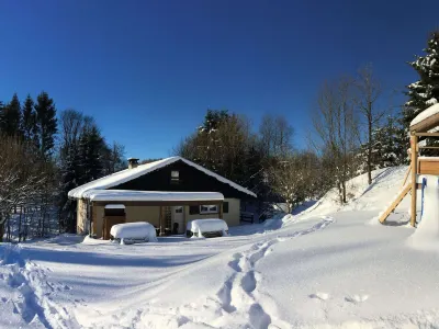 Holiday Home in the Middle of Nature with Sauna Hotels near Eau Rouge - Spa-Francourchamps Circuit