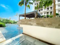 Best Choice and Homey Studio at LRT City Jatibening Apartment Hotels in Pondok Gede